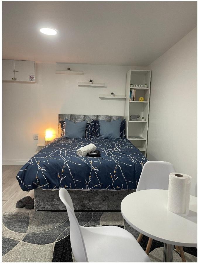 Apartmán Charming, Cosy Hideaway With Free Wifi, Parking Leeds  Exteriér fotografie